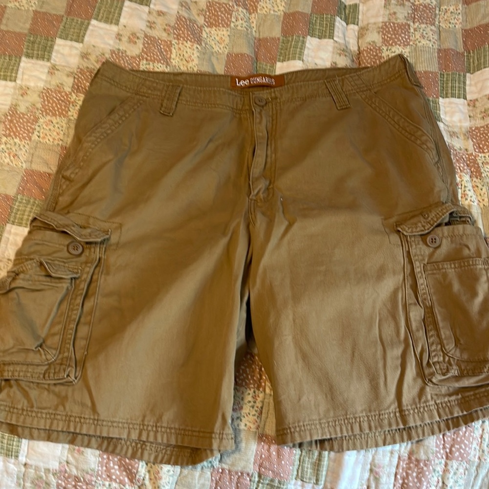 Mens khaki cargo pants